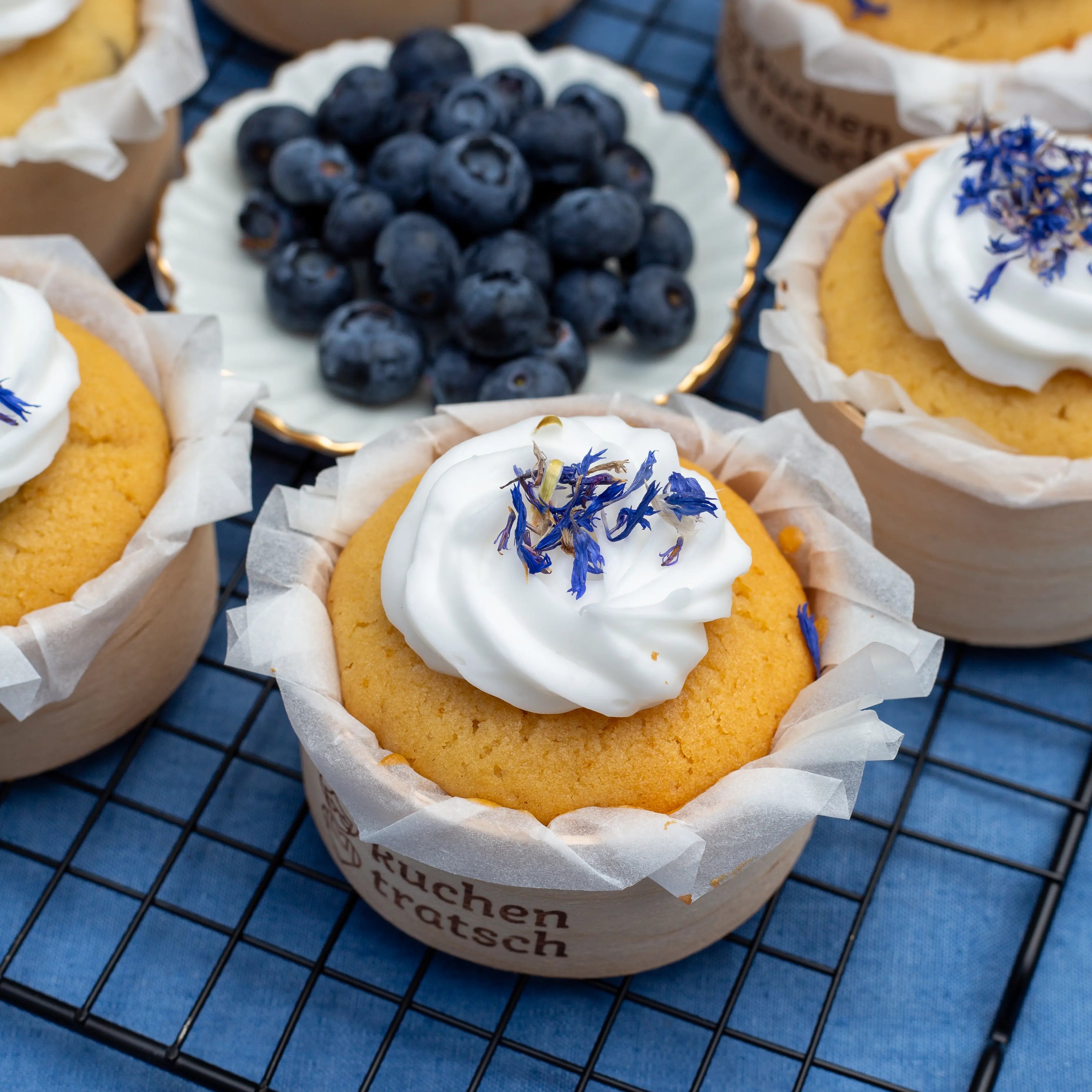 Heidelbeer-Cupcakes von Oma Brigitte im Set