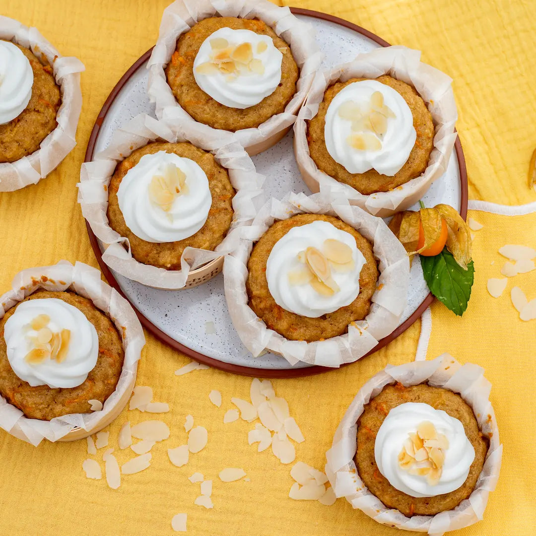 Apfel-Karotte-Cupcakes von Opa Wolfgang von Kuchentratsch von oben 