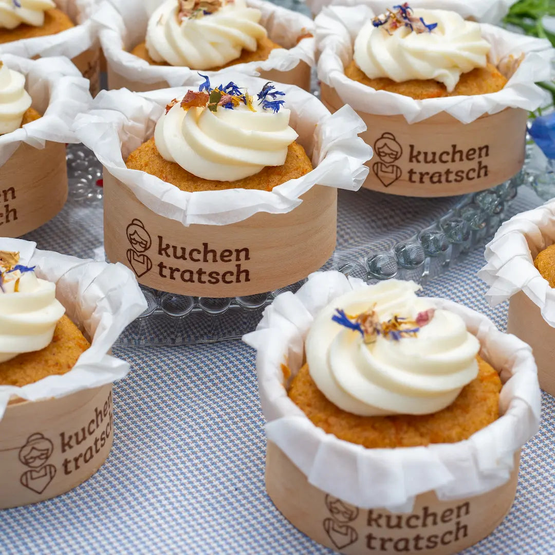 Karotten-Cupcake von Oma Irmgard im Set von Kuchentratsch