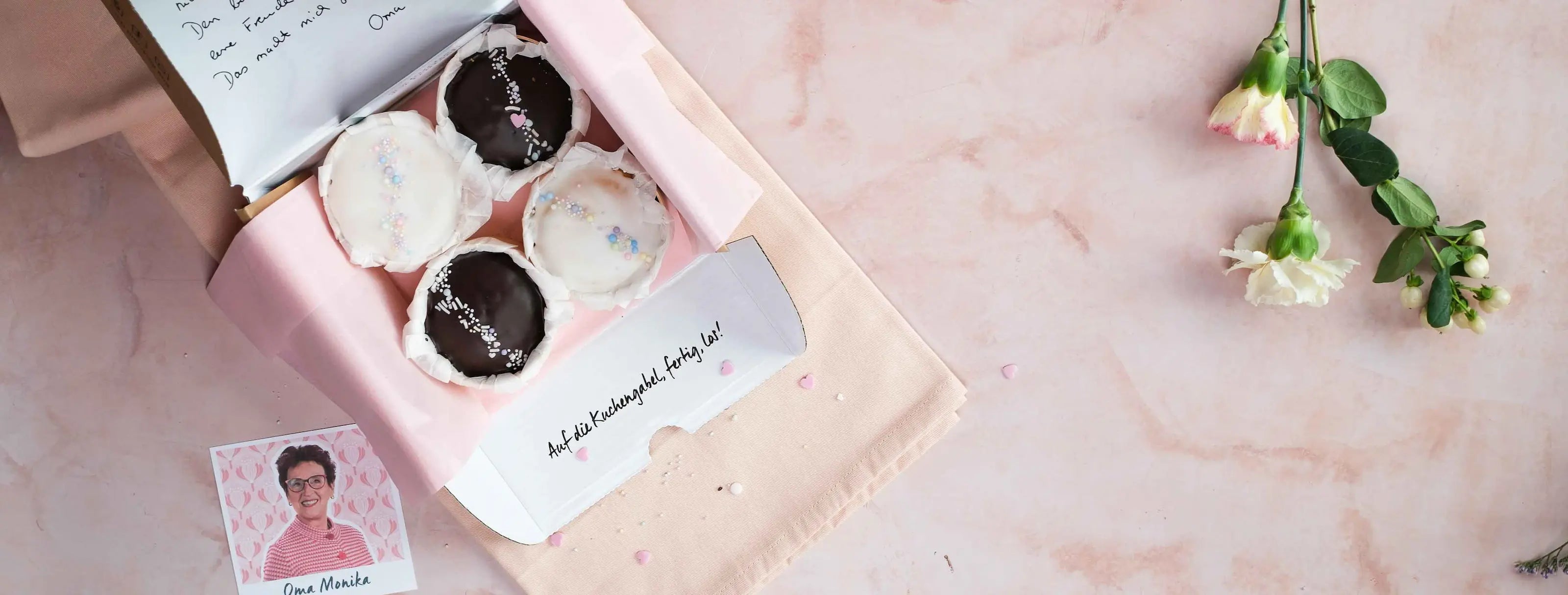 Die Törtchenliebe von Kuchentratsch im Versandkarton 